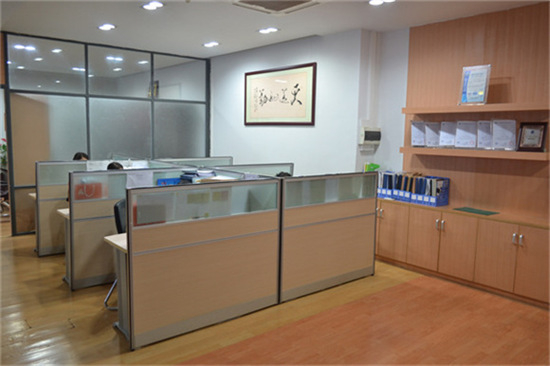 真空斷路器為何在中壓領(lǐng)域中占優(yōu)勢(shì)？